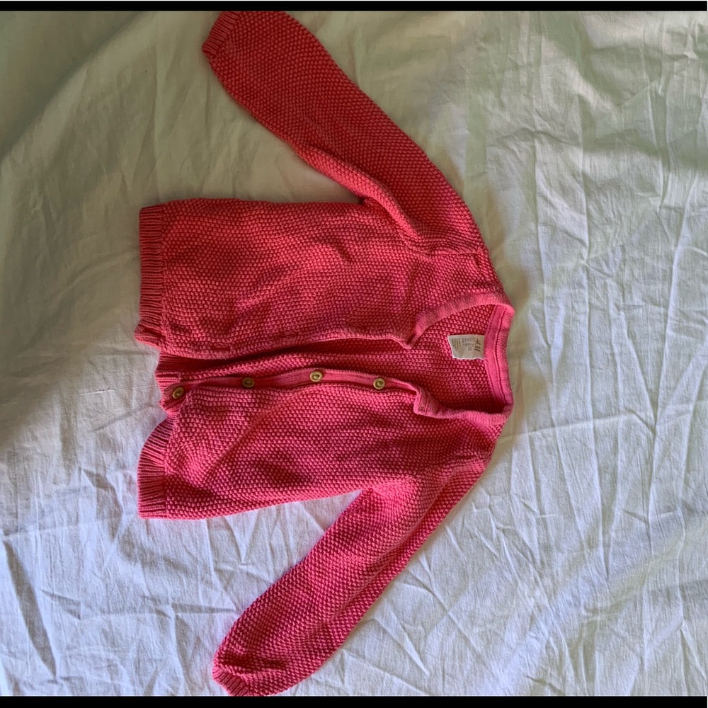 Pink soft knitted H&M cardigan.